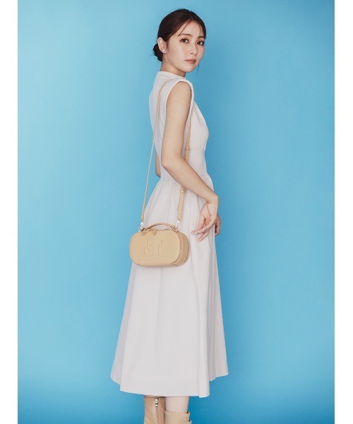 CELFORD（セルフォード）の「エンボスロゴカメラバッグ（ショルダーバッグ・レディース・アイボリー/キャメル・FREE）」の8枚目の写真