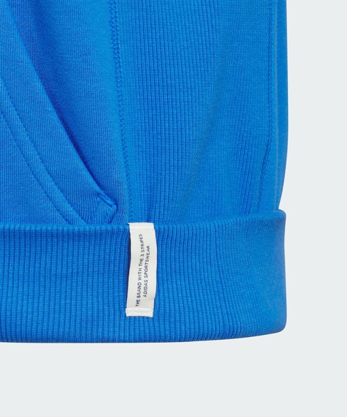 adidas（アディダス）の「エッセンシャルズ プラス ルーズフィット スリーストライプス フレンチテリー プルオーバーパーカー キッズ / アディダス adidas（パーカー・キッズ・グレー/ブラック/ブルー/パープル・110/120/130/140/150/160）」の20枚目の写真