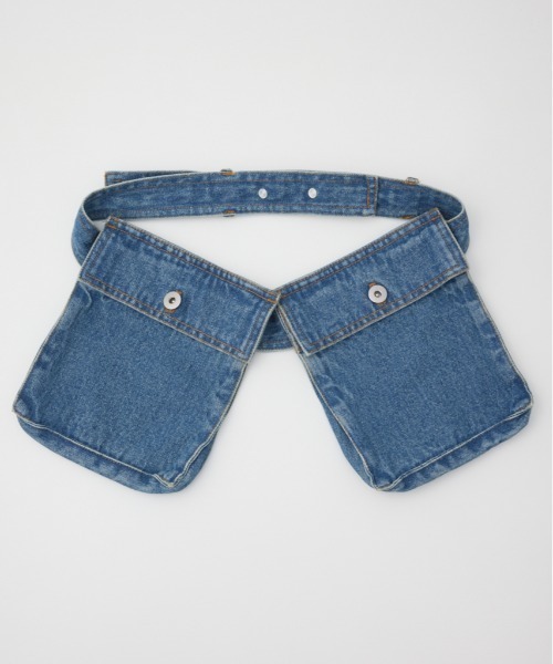 SLY(スライ)の「DENIM DETAIL POCKET BELT デニム ディテール ポケット ベルト(ベルト・レディース・ライトブルー・FREE)」の2枚目の写真