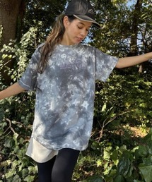LUSH MOUNTAIN/ロキシー半袖タイダイ総柄Tシャツ