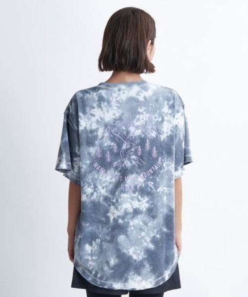 ROXY（ロキシー）の「LUSH MOUNTAIN/ロキシー半袖タイダイ総柄Tシャツ（Tシャツ/カットソー・レディース・オレンジ/グリーン/グレー・SMALL/MEDIUM/LARGE）」の10枚目の写真