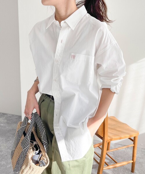 fredy emue（フレディエミュ）の「FR刺繍オックスルーズシャツ（シャツ/ブラウス・レディース・オレンジ/サックスブルー/オフホワイト/ベビーピンク/ライトグリーン・38）」の14枚目の写真