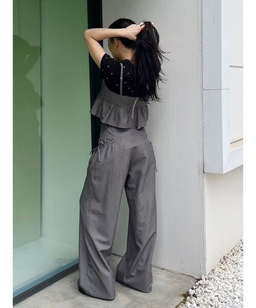 EVRIS（エヴリス）の「ピンストライプサイドドロストワイドパンツ【セットアップ着用可能】（その他パンツ・レディース・ブルー/グレー/ブラック・MEDIUM/SMALL）」の11枚目の写真