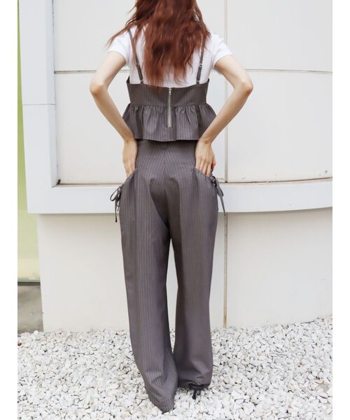EVRIS（エヴリス）の「ピンストライプサイドドロストワイドパンツ【セットアップ着用可能】（その他パンツ・レディース・ブルー/グレー/ブラック・MEDIUM/SMALL）」の19枚目の写真