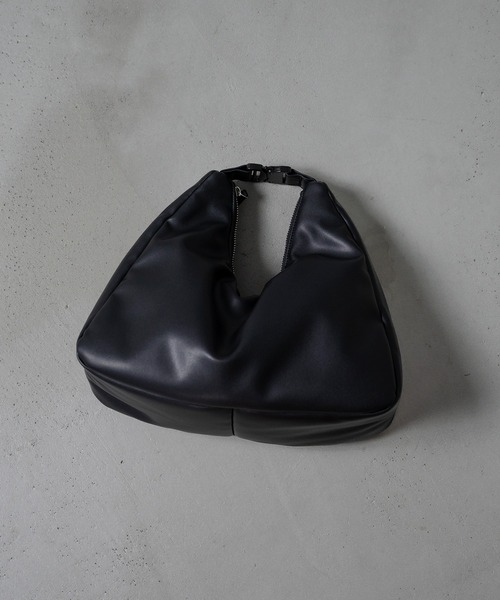 HALF MOON ONEHAND BAG/ハーフムーンワンハンドバッグ