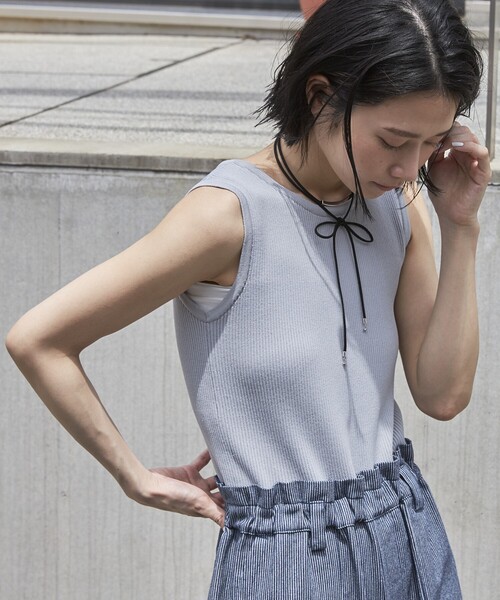 Firsthand（ファーストハンド）の「Firsthand/ファーストハンド CORD NECKLACE / コードネックレス バー（ネックレス・レディース・ブラック/ベージュ・FREE）」の4枚目の写真