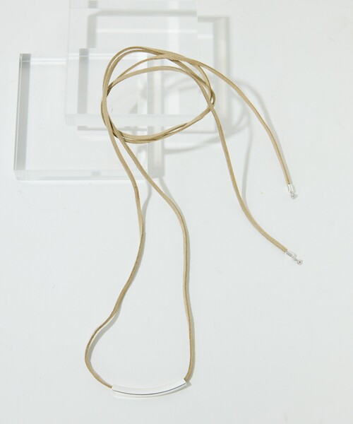 Firsthand（ファーストハンド）の「Firsthand/ファーストハンド CORD NECKLACE / コードネックレス バー（ネックレス・レディース・ブラック/ベージュ・FREE）」の6枚目の写真