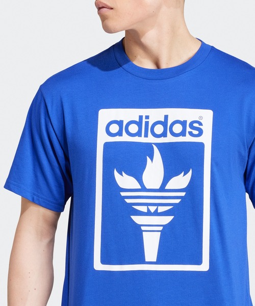 adidas(アディダス)の「adidas/アディダス TREFOIL TOUCH Tシャツ(Tシャツ/カットソー・メンズ・ブルー/レッド/ホワイト・2XL/XL/M)」の2枚目の写真