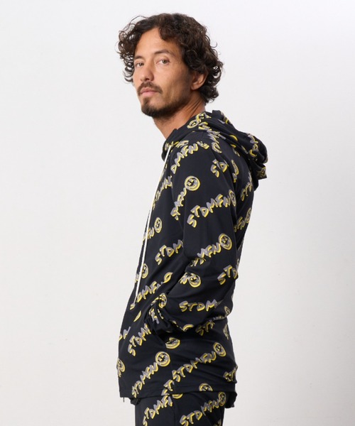 STUD MUFFIN（スタッドマフィン）の「STUD MUFFIN/スタッドマフィン/フラッシュグラフィティ柄ストレッチナイロンPK（ラッシュガード・メンズ・ホワイト/ブラック・2/3）」の20枚目の写真