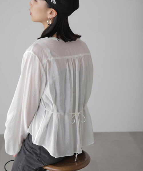 FREE'S MART（フリーズマート）の「◆Vネックシャーリングブラウス（シャツ/ブラウス・レディース・ホワイト/ピンク/ブラック・FREE）」の9枚目の写真