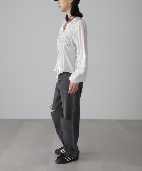 FREE'S MART（フリーズマート）の「◆Vネックシャーリングブラウス（シャツ/ブラウス・レディース・ホワイト/ピンク/ブラック・FREE）」の11枚目の写真