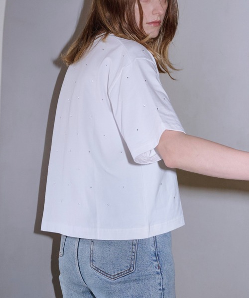 Lil Ambition(リルアンビション)の「ビジューTシャツ(Tシャツ/カットソー・レディース・ホワイト/ブラック/トップグレー・FREE)」の4枚目の写真