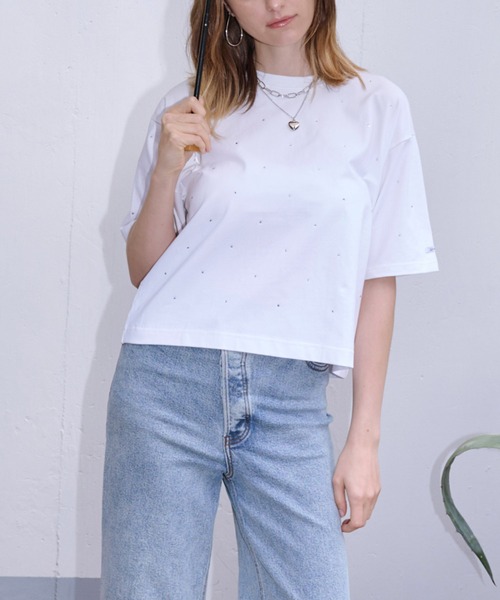 Lil Ambition(リルアンビション)の「ビジューTシャツ(Tシャツ/カットソー・レディース・ホワイト/ブラック/トップグレー・FREE)」の6枚目の写真