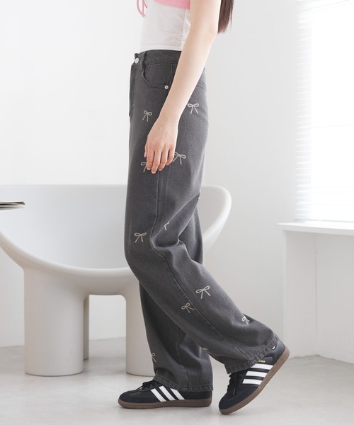 3.3 Field Trip （3.3フィールドトリップ）の「3.3 Field Trip／プリントリボンデニム（デニムパンツ・レディース・ブラック/ブルー・FREE）」の4枚目の写真