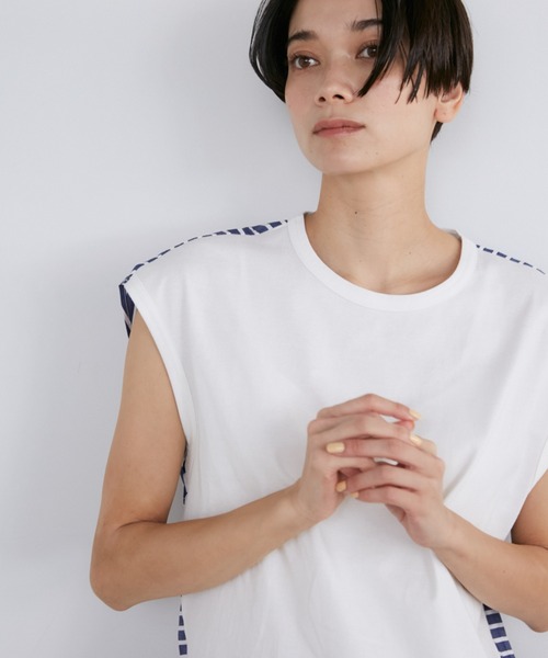 YVON（イヴォン）の「ストライプドッキングプルオーバー（Tシャツ/カットソー・レディース・ネイビー/ダークネイビー/オフホワイト・9号）」の20枚目の写真