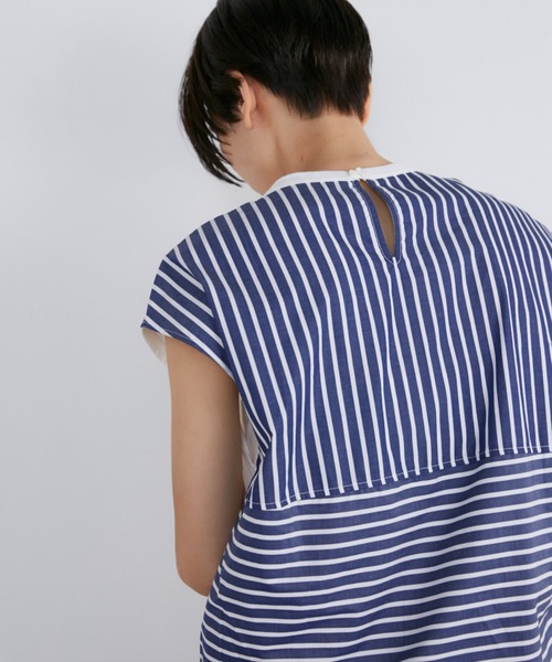 YVON（イヴォン）の「ストライプドッキングプルオーバー（Tシャツ/カットソー・レディース・ネイビー/ダークネイビー/オフホワイト・9号）」の19枚目の写真