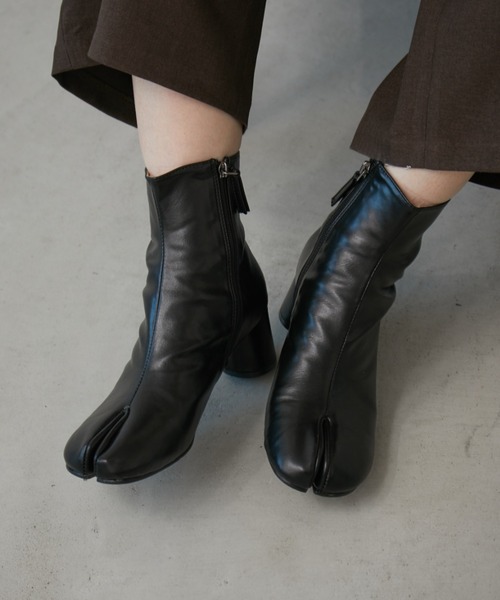 Aunt Marie's(アントマリーズ)の「ヒール足袋ブーツ(ブーツ・レディース・アイボリー/ブラック/シルバー・S/M/L)」の18枚目の写真