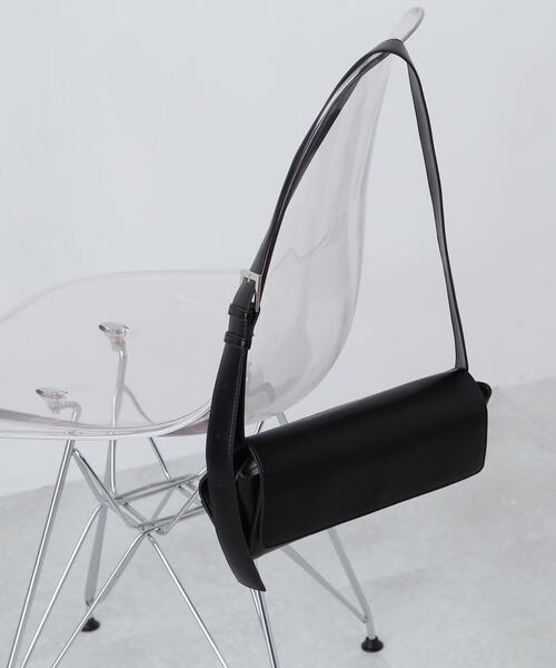 N.（N. Natural Beauty Basic）（エヌエヌナチュラルビューティーベーシック）の「◆ベルトショルダーフラップバッグ（ショルダーバッグ・レディース・イエロー/ブラック・ﾌﾘ-）」の11枚目の写真