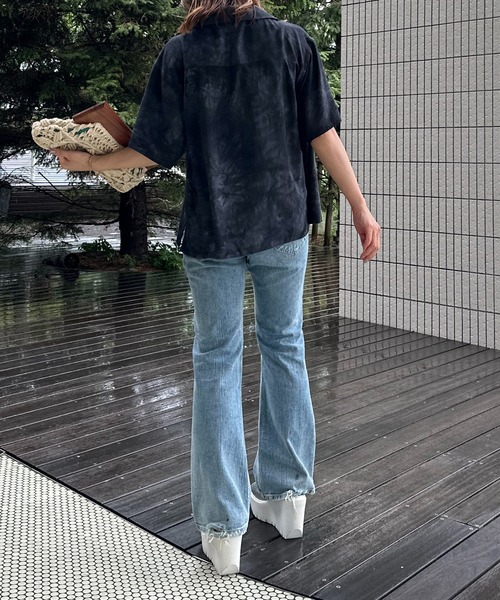 mi via loca(ミヴィアロカ)の「タイダイ柄 半袖 開衿シャツ(シャツ/ブラウス・レディース・ブラック系/ライム・FREE)」の22枚目の写真