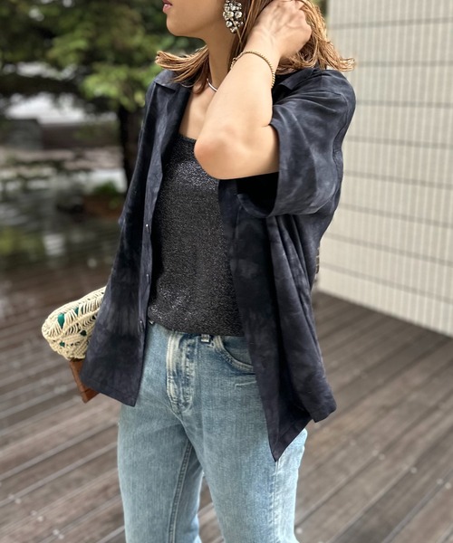 mi via loca(ミヴィアロカ)の「タイダイ柄 半袖 開衿シャツ(シャツ/ブラウス・レディース・ブラック系/ライム・FREE)」の5枚目の写真