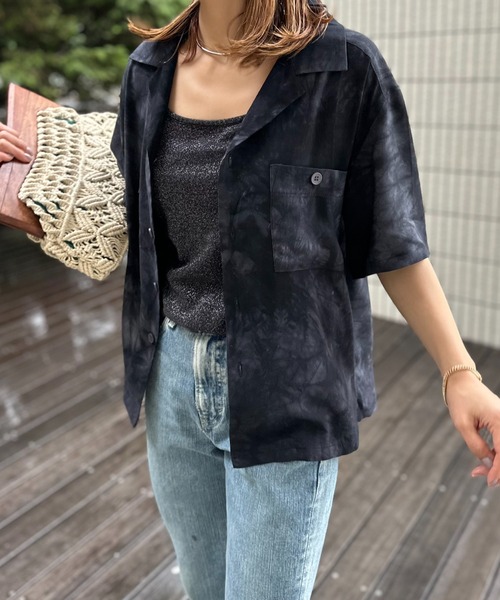 mi via loca(ミヴィアロカ)の「タイダイ柄 半袖 開衿シャツ(シャツ/ブラウス・レディース・ブラック系/ライム・FREE)」の8枚目の写真