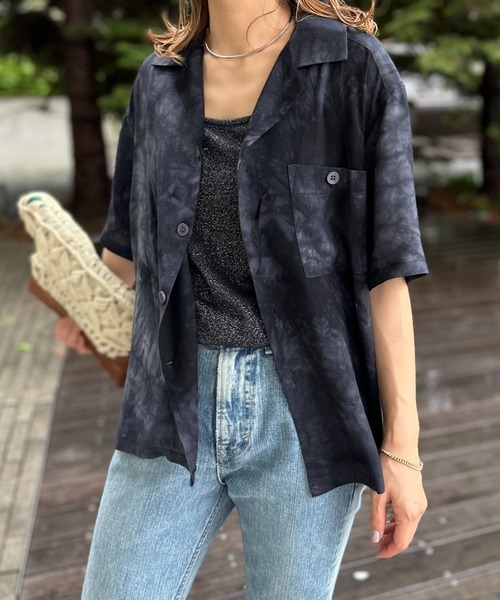 mi via loca(ミヴィアロカ)の「タイダイ柄 半袖 開衿シャツ(シャツ/ブラウス・レディース・ブラック系/ライム・FREE)」の12枚目の写真