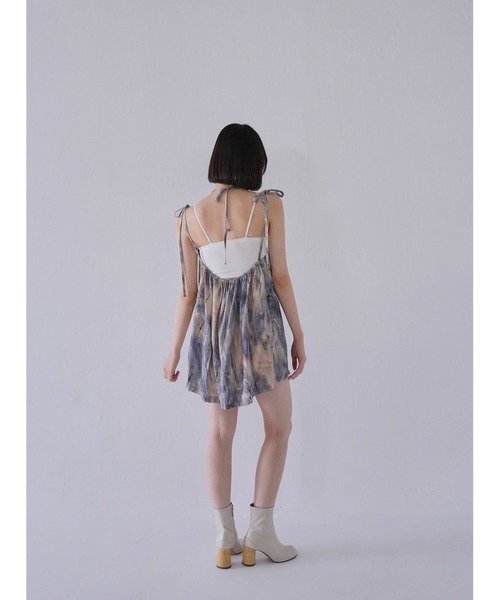 Uenui（ウニュイ）の「マーブル キャミソール ミニワンピース ミニドレス バックオープン リボン（Tシャツ/カットソー・レディース・ブルー/グリーン/ベージュ・FREE）」の10枚目の写真