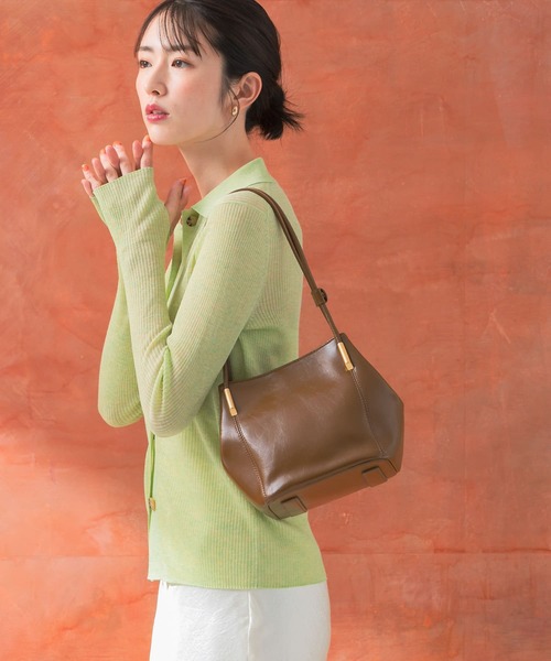 URBAN RESEARCH ROSSO WOMEN(アーバンリサーチ ロッソ)の「シアーリブポロニット(ニット/セーター・レディース・イエロー/グレー・FREE)」の4枚目の写真