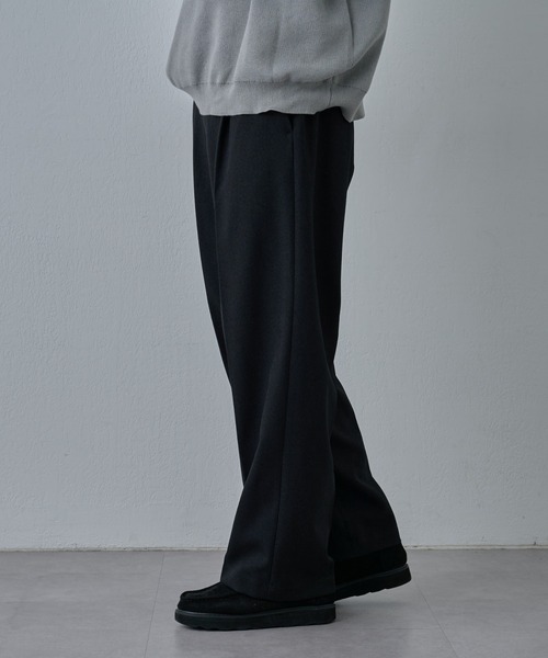 COLONY 2139（コロニートゥーワンスリーナイン）の「ウールライクワイドパンツ（スラックス・メンズ・ブラック/カーキ/グレー・MEDIUM/LARGE）」の19枚目の写真