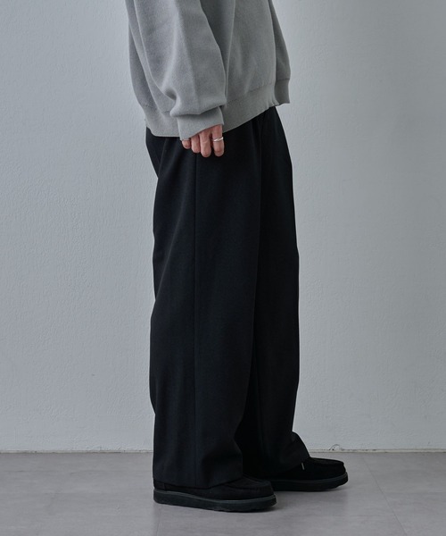 COLONY 2139（コロニートゥーワンスリーナイン）の「ウールライクワイドパンツ（スラックス・メンズ・ブラック/カーキ/グレー・MEDIUM/LARGE）」の21枚目の写真