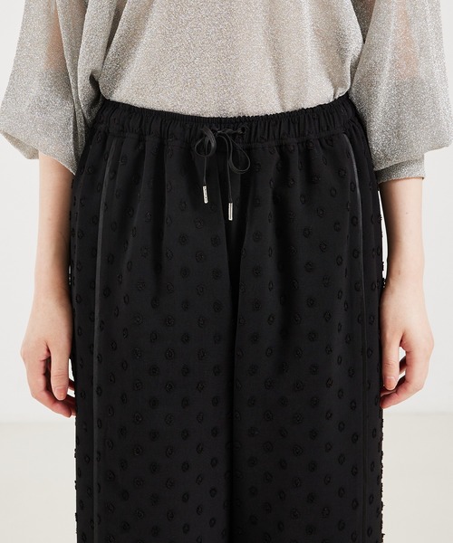 qualite（カリテ）の「ドビードットイージーパンツ（その他パンツ・レディース・ブラック/ベージュ・36/38）」の8枚目の写真