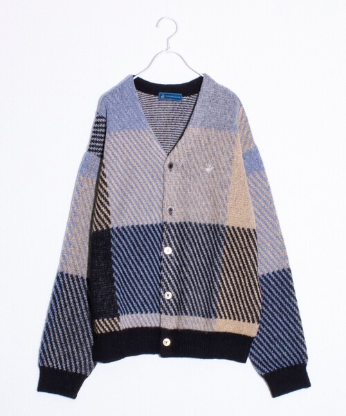 BEVERLY HILLS POLO CLUB（ビバリーヒルズポロクラブ）の「【BEVERLY HILLS POLO CLUB】モヘヤライクカーディガン ワンポイント刺繍（カーディガン/ボレロ・メンズ・オレンジ/ラベンダー/グリーン系その他/ベージュ/ブルー系その他/ミント/グレー系その他/ブラック/オレンジ系その他/ブルー/チャコールグレー・L/M/XL）」の4枚目の写真