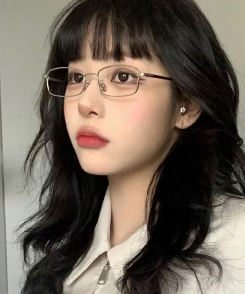 BARELY BLUE（ベアリーブルー）の「【 BARELY BLUE / ベアリーブルー 】 スクエア クリア レンズ メガネ ユニセックス（メガネ・レディース・ゴールド/ブラック/シルバー・FREE）」の7枚目の写真