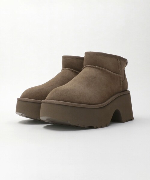UGG(アグ)の「<UGG>クラシック ウルトラ ミニ ニュー ハイツ ブーツ(ブーツ・レディース・モカ/ブラック・5/8/6/7)」の21枚目の写真