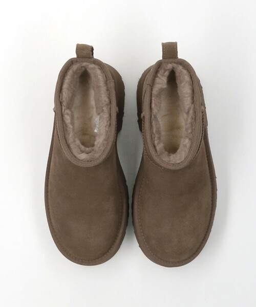 UGG(アグ)の「<UGG>クラシック ウルトラ ミニ ニュー ハイツ ブーツ(ブーツ・レディース・モカ/ブラック・5/8/6/7)」の10枚目の写真