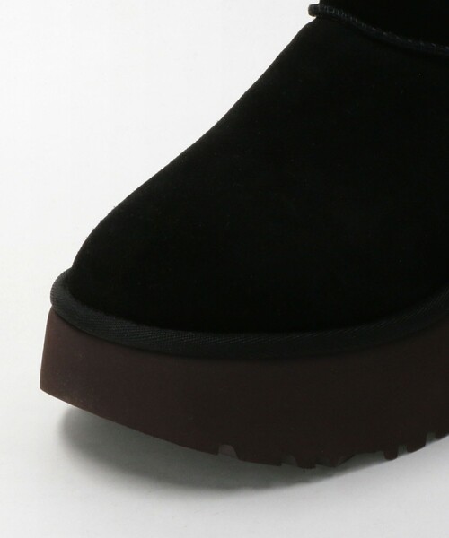 UGG(アグ)の「<UGG>クラシック ウルトラ ミニ ニュー ハイツ ブーツ(ブーツ・レディース・モカ/ブラック・5/8/6/7)」の7枚目の写真