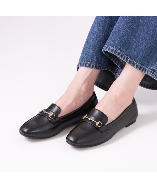 fuwaraku(フワラク)の「【fuwaraku】 幅広 3E 防水 ビットローファー <1.0cmヒール> 【22.0cm~25.0cm】(ローファー・レディース・ブラック/カーキ・22.0cm/22.5cm/23.0cm/23.5cm/24.0cm/24.5cm/25.0cm)」の15枚目の写真
