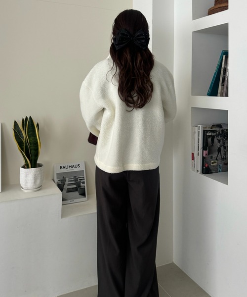 ほぼ未使用✨️定価4.6万　プルミエアロンディスモン　ラミースタンドブルゾン　茶 セール】大きめパールボタンの ボア ブルゾン（ブルゾン