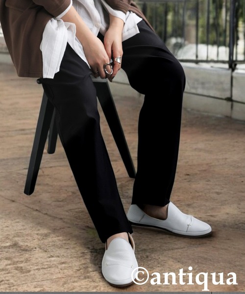 antiqua（アンティカ）の「リアルレザースリッポン（スリッポン・レディース・ホワイト/ブラック・M/LL/L）」の4枚目の写真