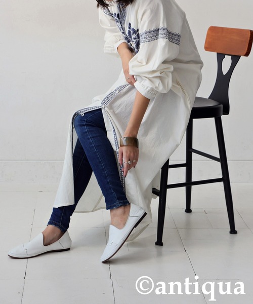 antiqua（アンティカ）の「リアルレザースリッポン（スリッポン・レディース・ホワイト/ブラック・M/LL/L）」の7枚目の写真