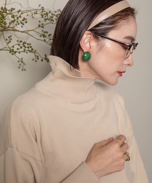 MHBG TOKYO(エムエイチビージートーキョー)の「襟付きハイゲージタートルニット(ニット/セーター・レディース・ブラック/ベージュ/ブラック系その他/ベージュ系その他・FREE)」の17枚目の写真