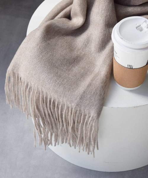 PICCIN（ピッチン）の「■HAND WASHABLE ■ウール100ストール（ストール/ショール・レディース・ベージュ/パープル系その他/アイボリー/イエロー/ブラック系その他・FREE）」の4枚目の写真