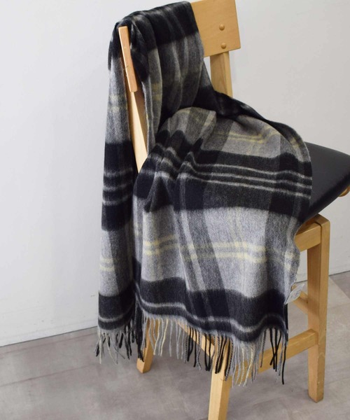 PICCIN（ピッチン）の「■HAND WASHABLE ■ウール100ストール（ストール/ショール・レディース・ベージュ/パープル系その他/アイボリー/イエロー/ブラック系その他・FREE）」の3枚目の写真