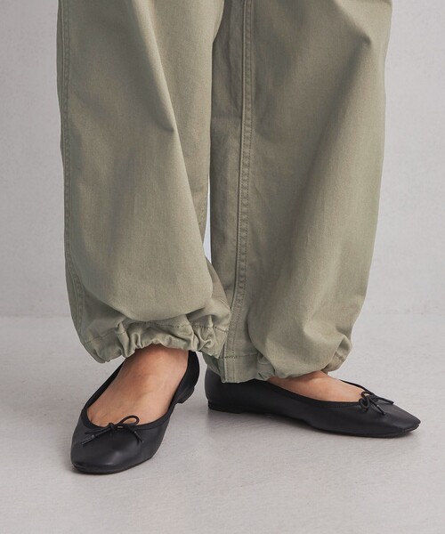 green label relaxing（グリーンレーベルリラクシング）の「＜at ease＞キモウ カーゴパンツ（カーゴパンツ・レディース・オリーブ/ダークグレー・36/38）」の10枚目の写真