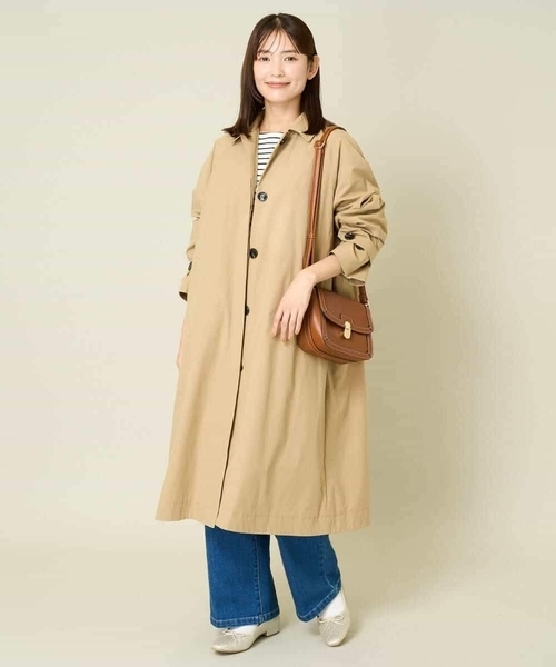 a.v.v（アーヴェヴェ）の「軽量中綿テント型コート（その他アウター・レディース・ネイビー/サンドベージュ・34/36/38/40/42）」の3枚目の写真