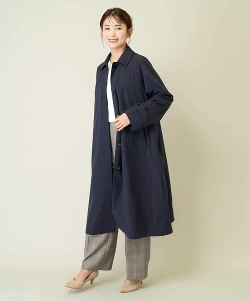 a.v.v（アーヴェヴェ）の「軽量中綿テント型コート（その他アウター・レディース・ネイビー/サンドベージュ・34/36/38/40/42）」の19枚目の写真