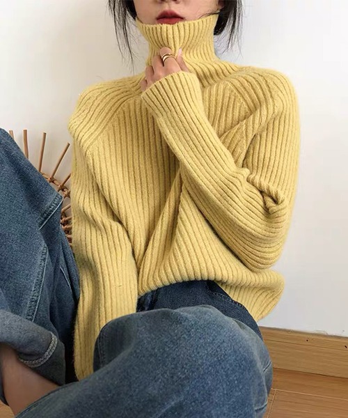 VitaFelice（ヴィータフェリーチェ）の「ラメタートルニット（ニット/セーター・レディース・パープル/ネイビー/イエロー/オフホワイト/サックスブルー・FREE）」の5枚目の写真