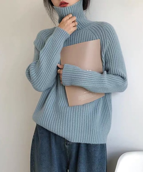 VitaFelice（ヴィータフェリーチェ）の「ラメタートルニット（ニット/セーター・レディース・パープル/ネイビー/イエロー/オフホワイト/サックスブルー・FREE）」の10枚目の写真