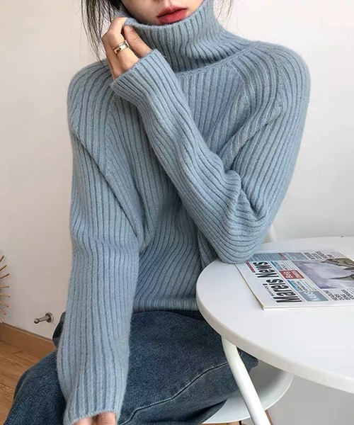 VitaFelice（ヴィータフェリーチェ）の「ラメタートルニット（ニット/セーター・レディース・パープル/ネイビー/イエロー/オフホワイト/サックスブルー・FREE）」の11枚目の写真