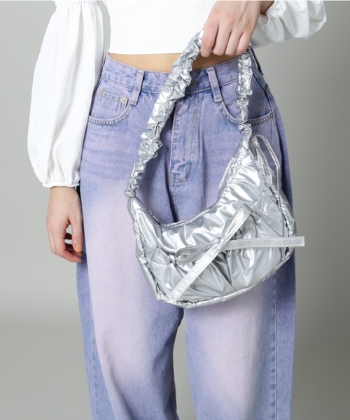 SIS(エスアイエス)の「【WEB限定】SIS/エスアイエス/リボンギャザーミニバッグ(トートバッグ・レディース・ブラック/シルバー・F)」の2枚目の写真